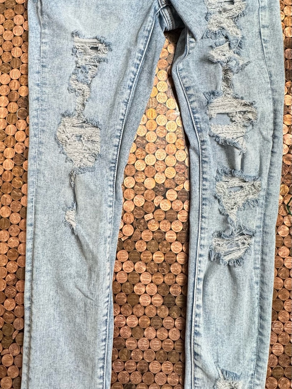 American Eagle Outfitters Light Blue Distressed Skinny Jeans